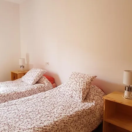 Privado En Zona Tranquila Y Proxima Al Aeropuerto Tf Norte Y A La Ciudad De . * 라 라구나