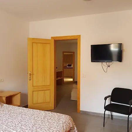 Privado En Zona Tranquila Y Proxima Al Aeropuerto Tf Norte Y A La Ciudad De . Апартаменты Сан-Кристобаль-де-Ла-Лагуна