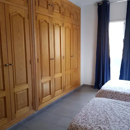 Privado En Zona Tranquila Y Proxima Al Aeropuerto Tf Norte Y A La Ciudad De . * Сан-Кристобаль-де-Ла-Лагуна