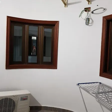 Apartment Privado En Zona Tranquila Y Proxima Al Aeropuerto Tf Norte Y A La Ciudad De . *